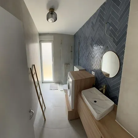 Appartement Huge Garden Cozy With Jacuzzi
